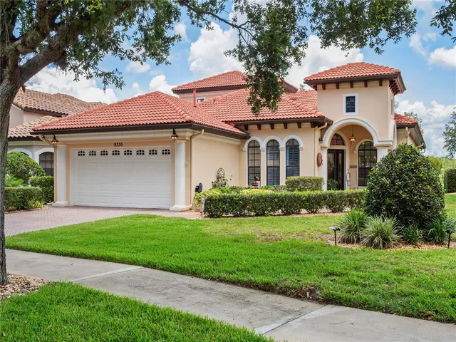 $590,000 | 9335 San Jose Boulevard, Howey-in-the-Hills, FL 34737