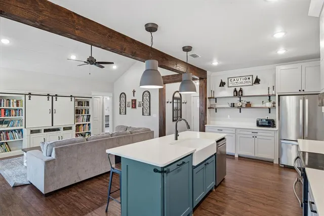 $499,000 | 11142 County Road 4103, Lindale, TX 75771