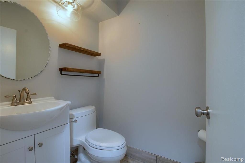 49758 Compass Point Drive Chesterfield, MI 48047 - Photo 22 of 31