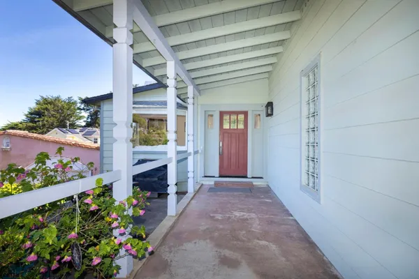 $1,475,000 | 551 4th Street, Montara, CA 94037