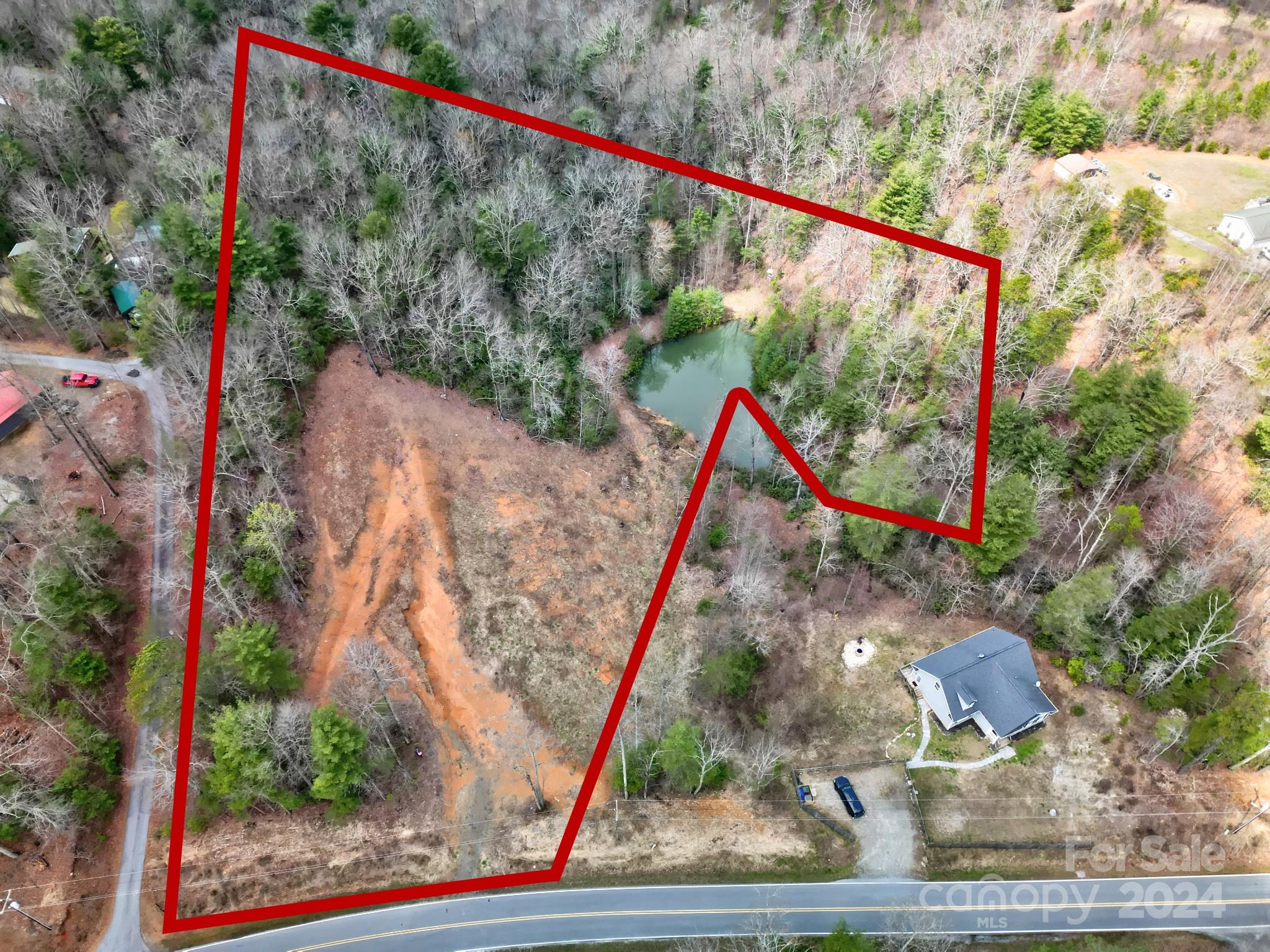 1679 Macedonia Road Saluda, NC 28773 - Photo 4 of 26 Gallery Image 4