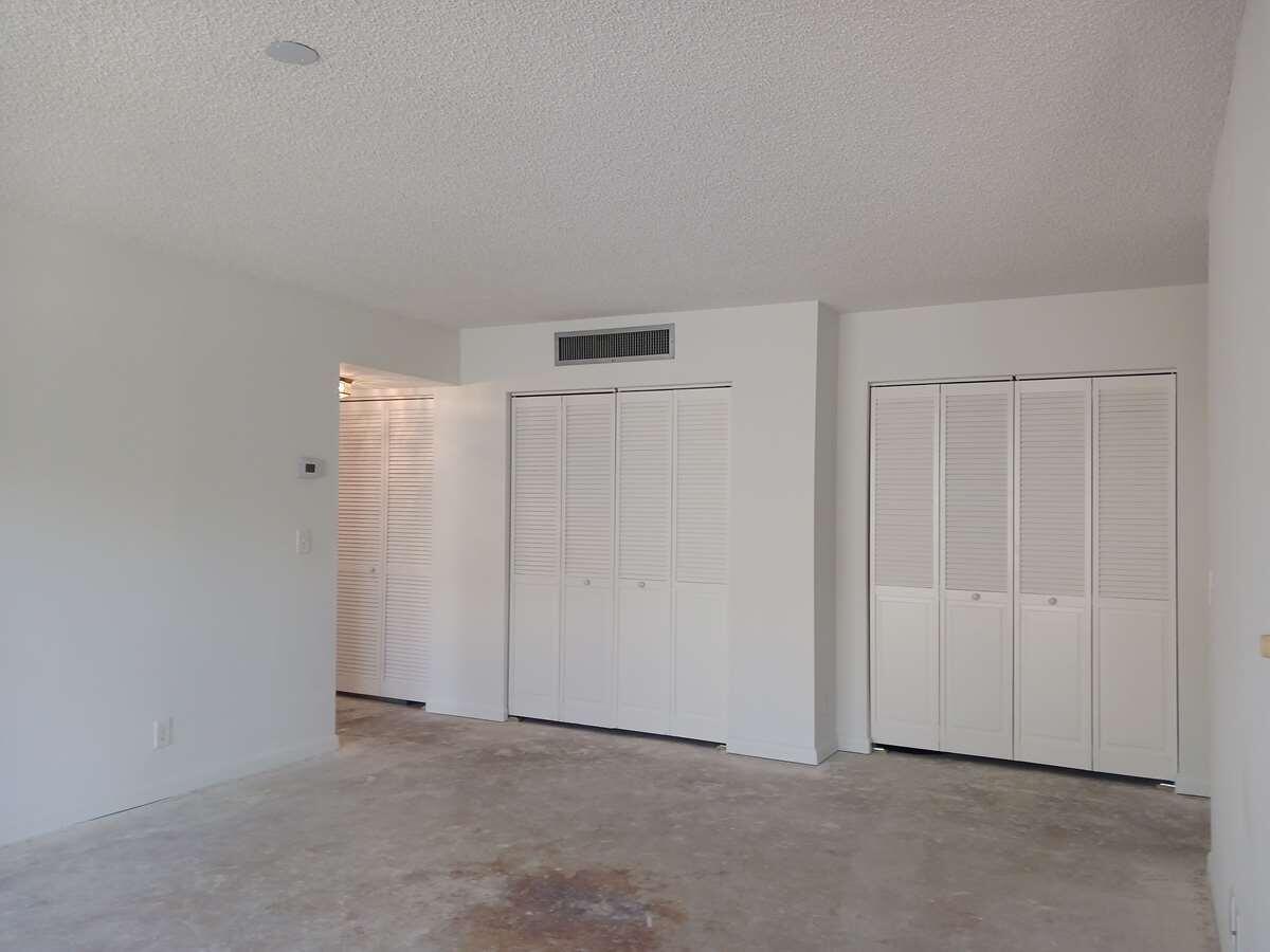 150 Pineview Road, Unit G4 Jupiter, FL 33469 - Photo 3 of 15 95eae2da-96ed-46f1-b3c9-e4aabc4eec30