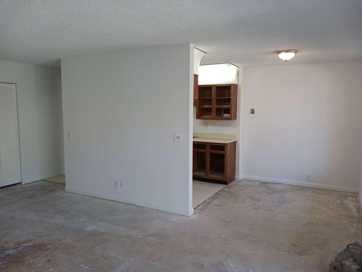 150 Pineview Road, Unit G4 Jupiter, FL 33469 - Photo 4 of 15 b5c8095c-1422-43be-a515-feda07600358