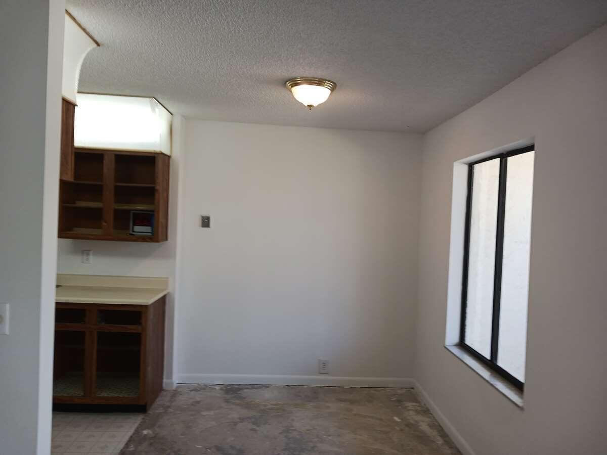 150 Pineview Road, Unit G4 Jupiter, FL 33469 - Photo 6 of 15 5df6dbd7-e2f5-479b-bef8-2a53e3173d7c