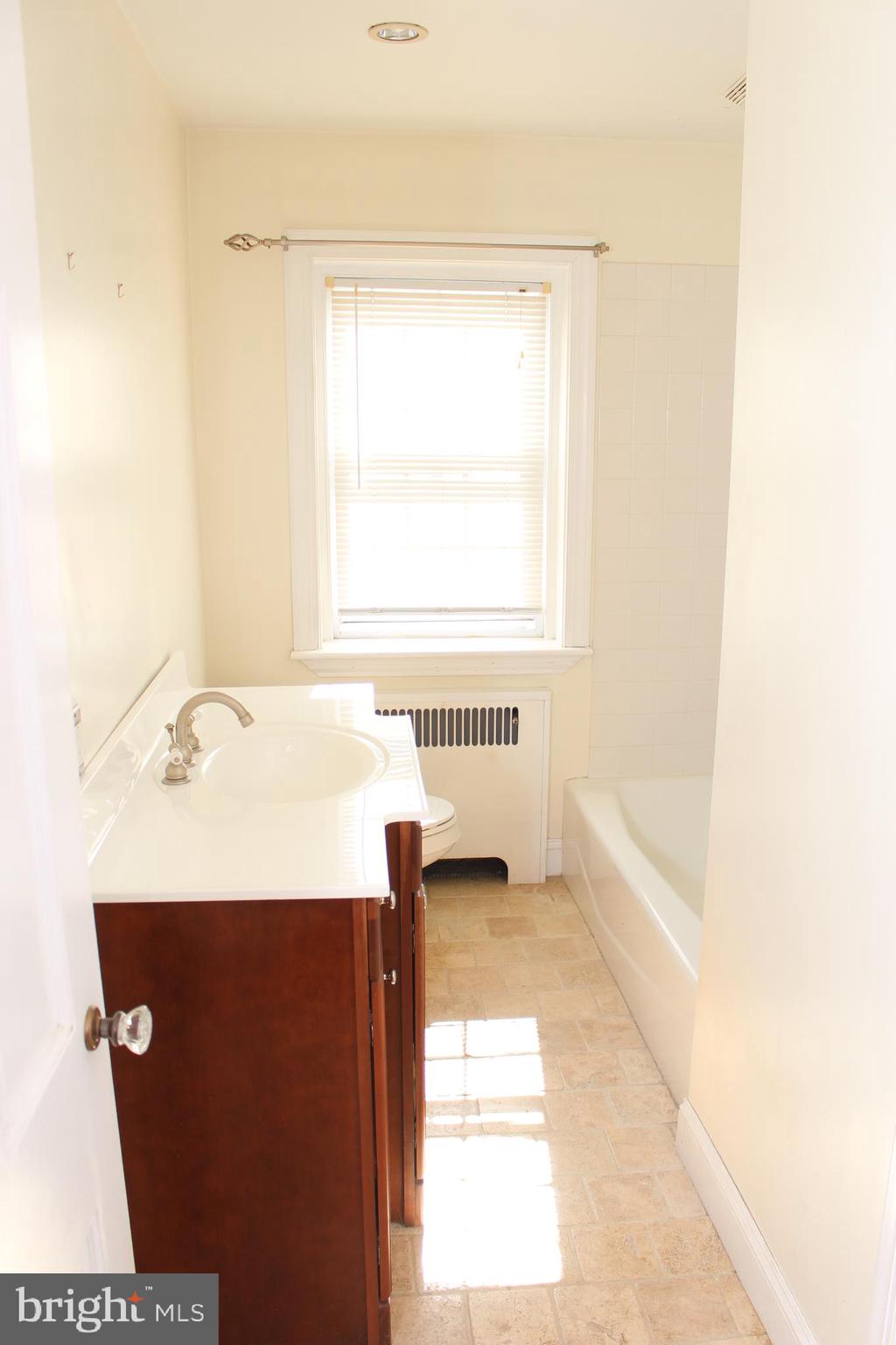 1801 Manor Road Havertown, PA 19083 - Photo 40 of 68