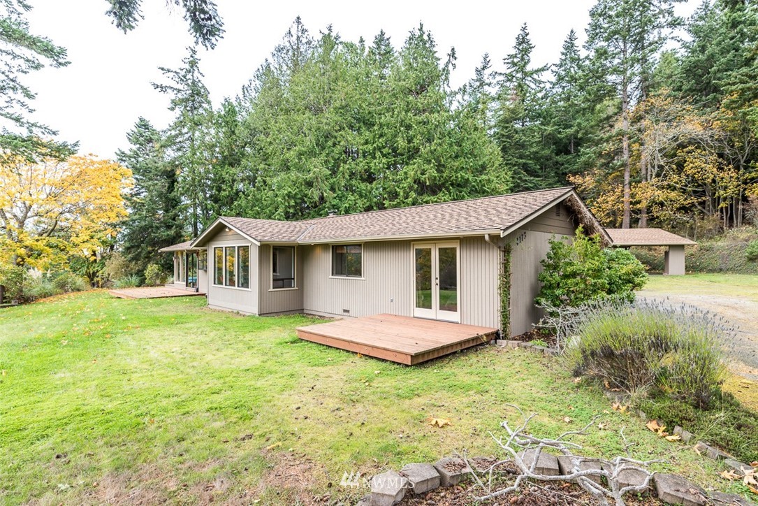 4173 Jones Road Oak Harbor, WA 98277 - Photo 2 of 25 Gallery Image 2