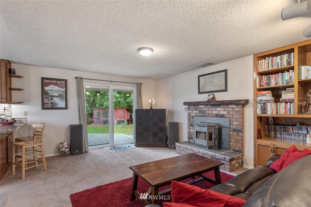 4173 Jones Road Oak Harbor, WA 98277 - Photo 12 of 25 Gallery Image 12
