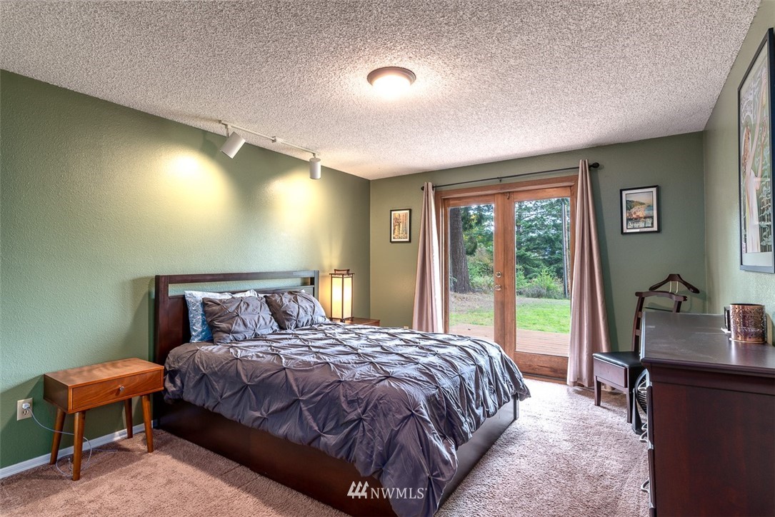 4173 Jones Road Oak Harbor, WA 98277 - Photo 14 of 25 Gallery Image 14