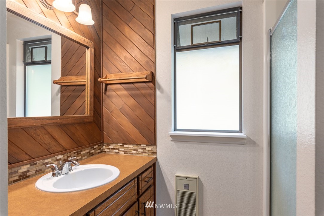 4173 Jones Road Oak Harbor, WA 98277 - Photo 15 of 25 Gallery Image 15