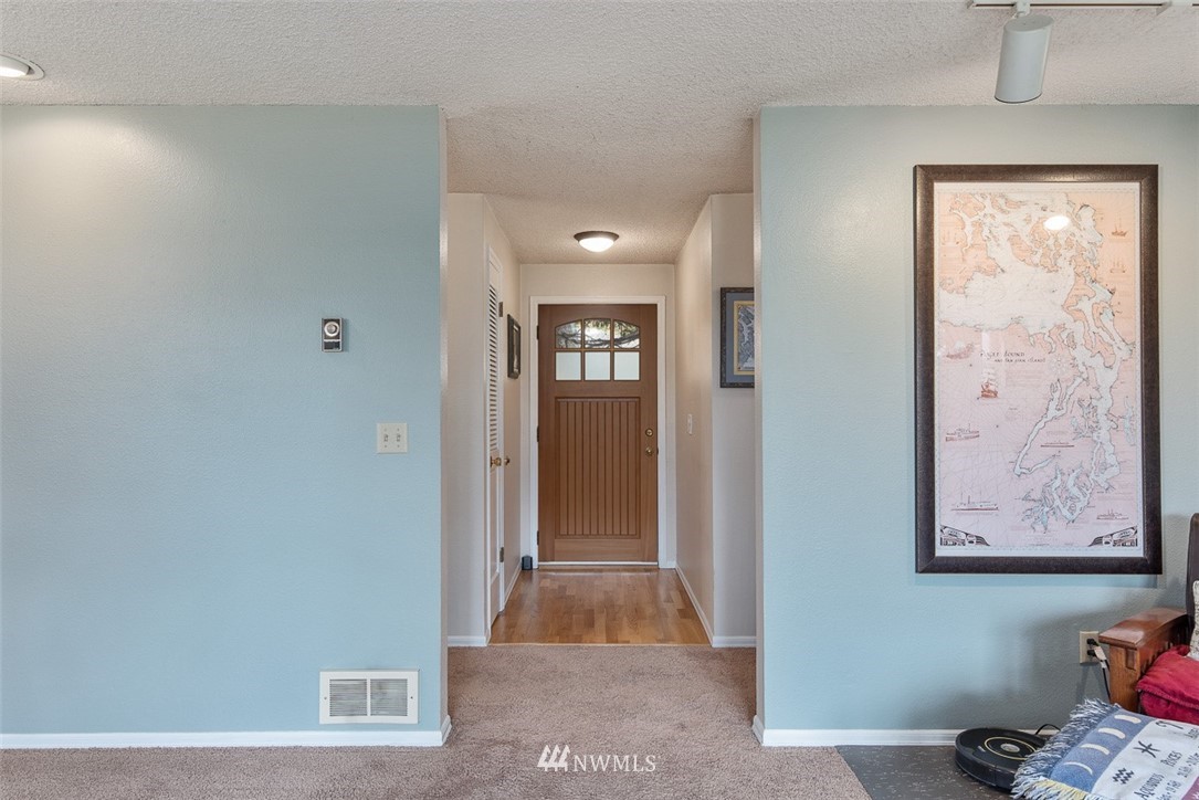 4173 Jones Road Oak Harbor, WA 98277 - Photo 6 of 25 Gallery Image 6