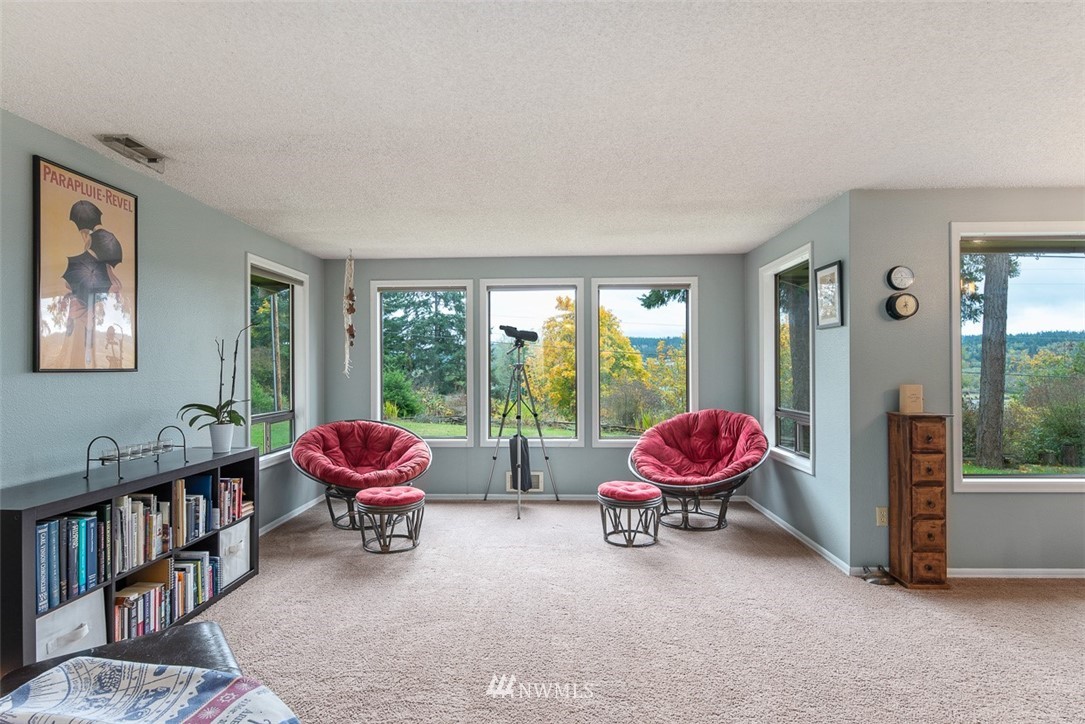 4173 Jones Road Oak Harbor, WA 98277 - Photo 8 of 25 Gallery Image 8