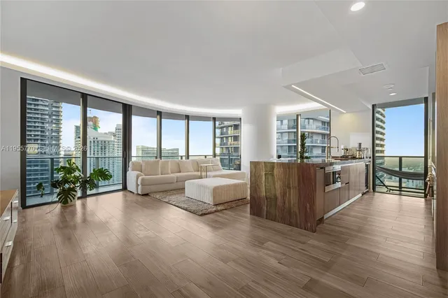 $13,000 | 801 South Miami Avenue, Unit 3601, Miami, FL 33131