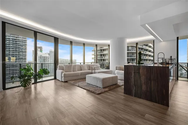 $13,000 | 801 South Miami Avenue, Unit 3601, Miami, FL 33131