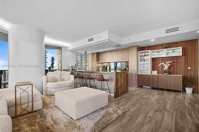 $13,000 | 801 South Miami Avenue, Unit 3601, Miami, FL 33131