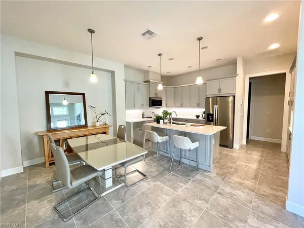 $3,895 | 6303 Arriba Avenue, Naples, FL 34113