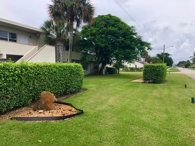 $1,975 | 4670 Northeast 5th Avenue, Unit 7, Boca Raton, FL 33431