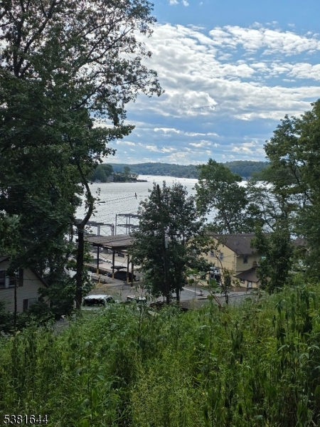 13 Stonehenge Road Lake Hopatcong, NJ 07849 - Photo 8 of 12 a view of a building