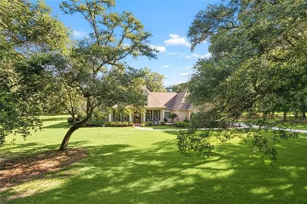 $1,350,000 | 219 Mattingly Lane, Madisonville, LA 70447