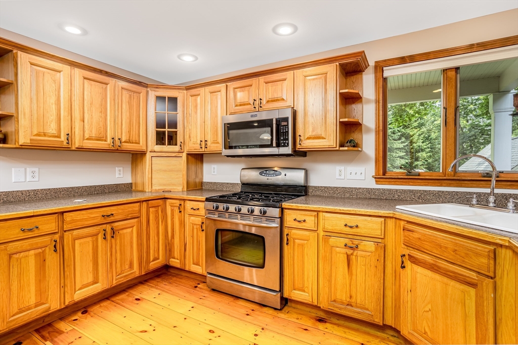 377 Main Street Townsend, MA 01474 - Photo 11 of 42 Gallery Image 11