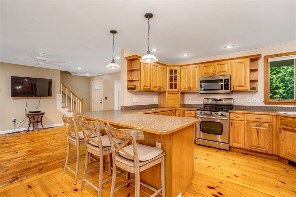 377 Main Street Townsend, MA 01474 - Photo 9 of 42 Gallery Image 9