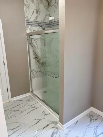 $164,900 | 423 Cliff Avenue, Racine, WI 53404