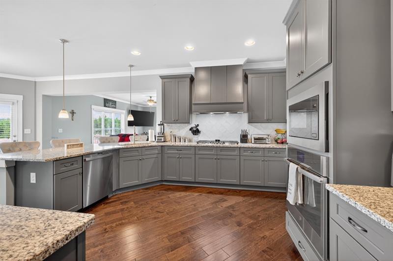 2112 Meadowood Cove Monroe, GA 30655 - Photo 17 of 100