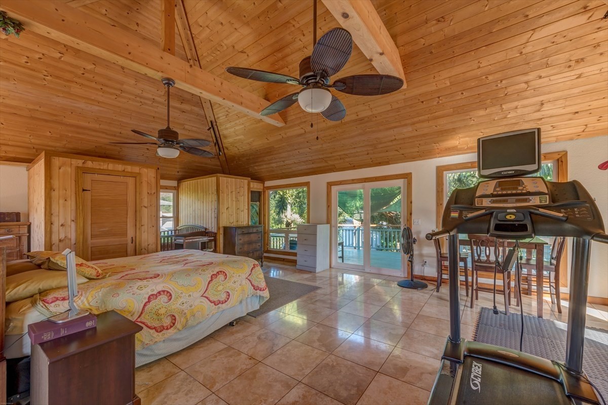 5121 Menehune Road, Unit 1 Waimea, HI 96796 - Photo 3 of 17 Gallery Image 3