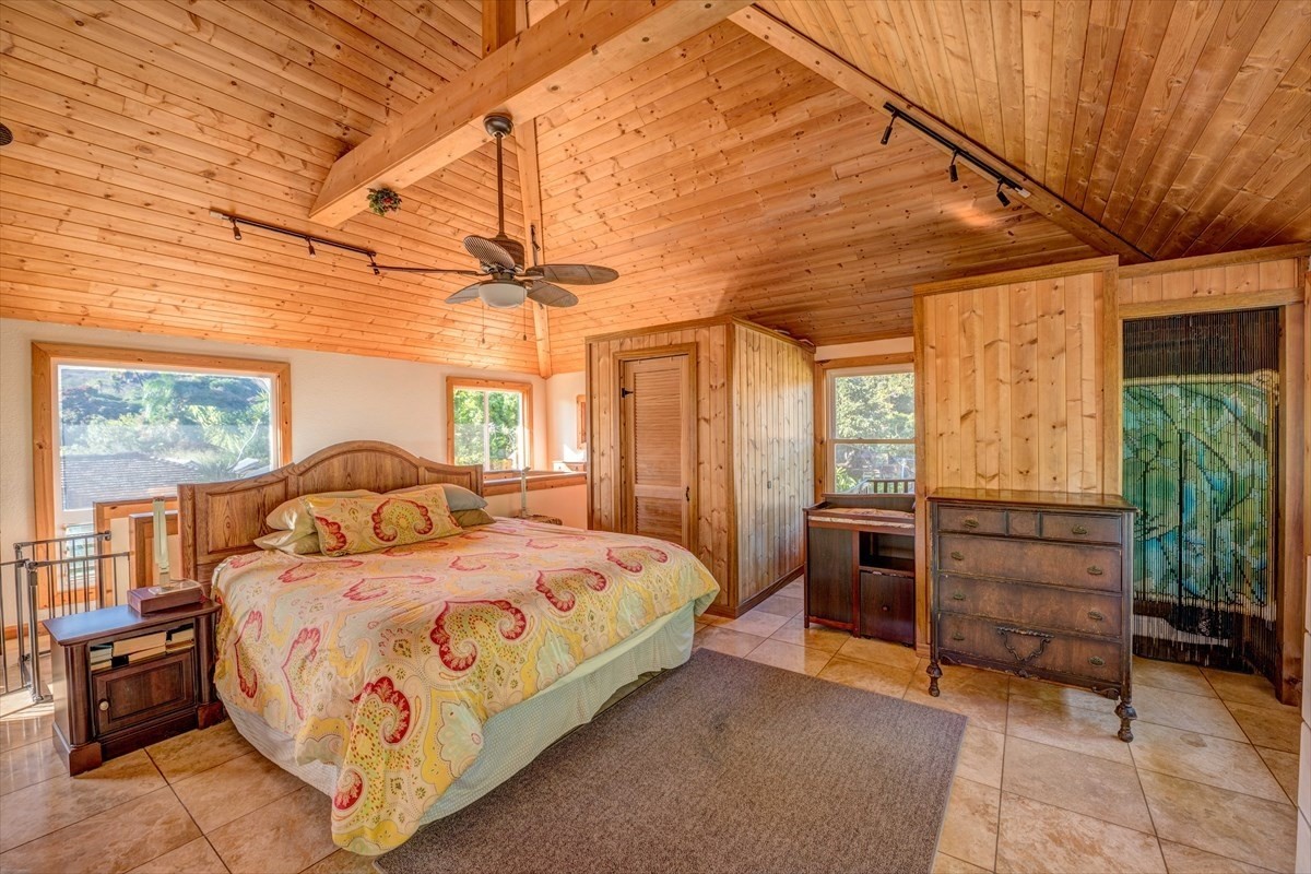 5121 Menehune Road, Unit 1 Waimea, HI 96796 - Photo 10 of 17 Gallery Image 10