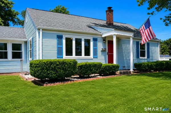 $329,900 | 202 Crescent Drive, East Hartford, CT 06118