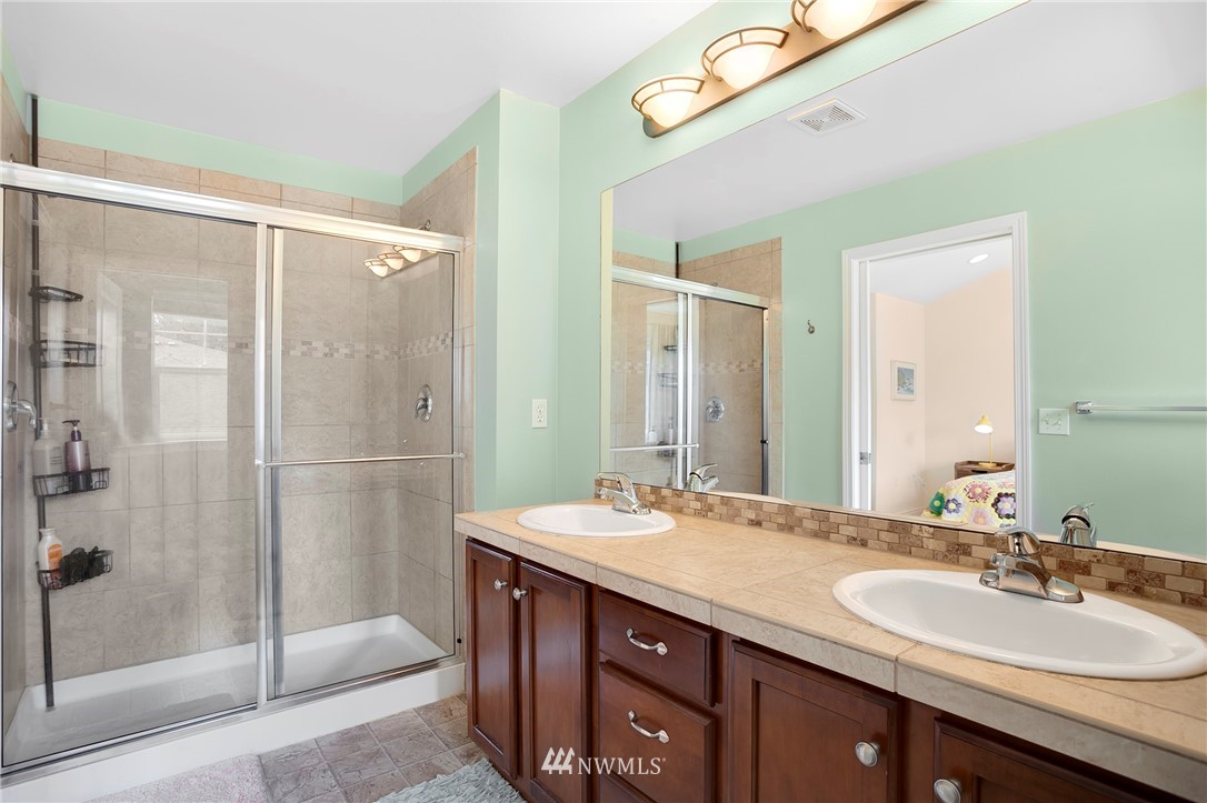 15 164th Street Southwest, Unit D3 Bothell, WA 98012 - Photo 9 of 20
