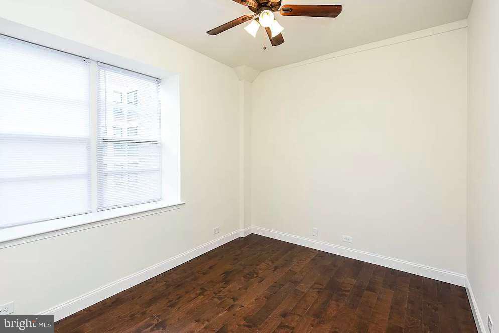 246 North 3rd Street, Unit 5D Philadelphia, PA 19106 - Photo 12 of 14