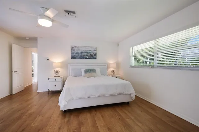 $10,500 | 567 Bird Key Drive, Sarasota, FL 34236