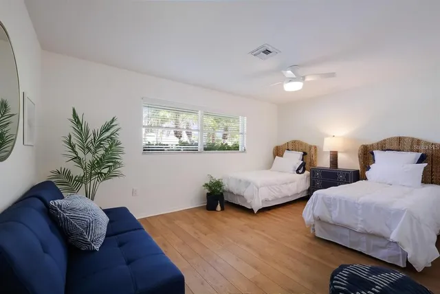 $10,500 | 567 Bird Key Drive, Sarasota, FL 34236