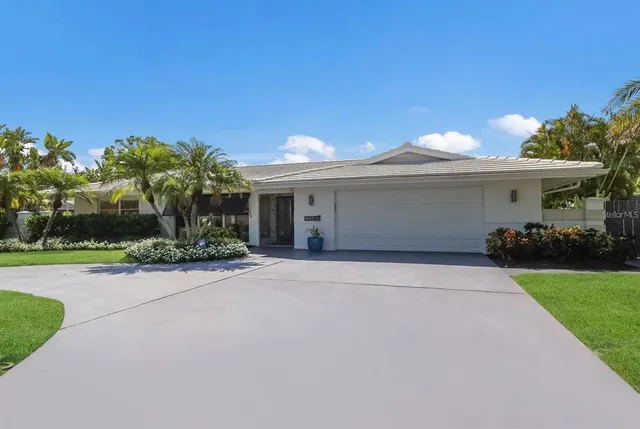 $10,500 | 567 Bird Key Drive, Sarasota, FL 34236