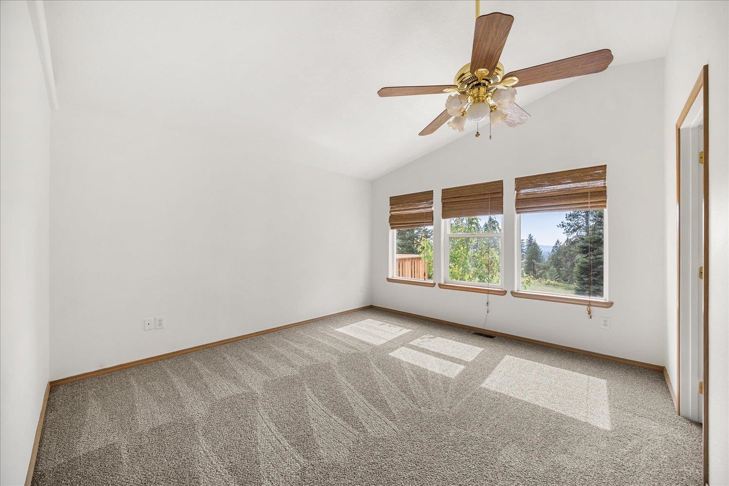 15519 East Tallman Road Chattaroy, WA 99003 - Photo 19 of 49