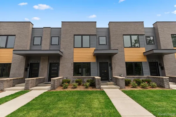 $384,500 | 7542 Churchill Street Street, Unit C21, Detroit, MI 48207