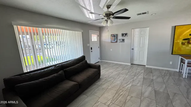 $2,025 | 222 East Southgate Avenue, Phoenix, AZ 85040