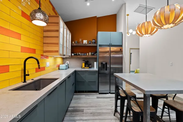 $700,000 | 358 East Whitton Avenue, Phoenix, AZ 85012