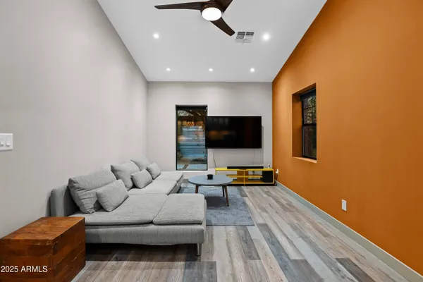 $700,000 | 358 East Whitton Avenue, Phoenix, AZ 85012