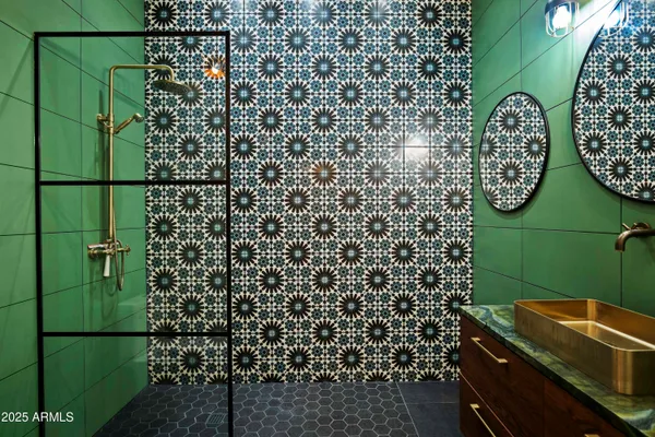 $700,000 | 358 East Whitton Avenue, Phoenix, AZ 85012