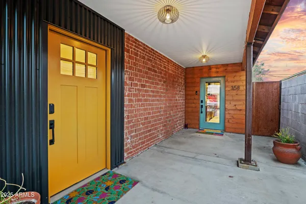 $700,000 | 358 East Whitton Avenue, Phoenix, AZ 85012