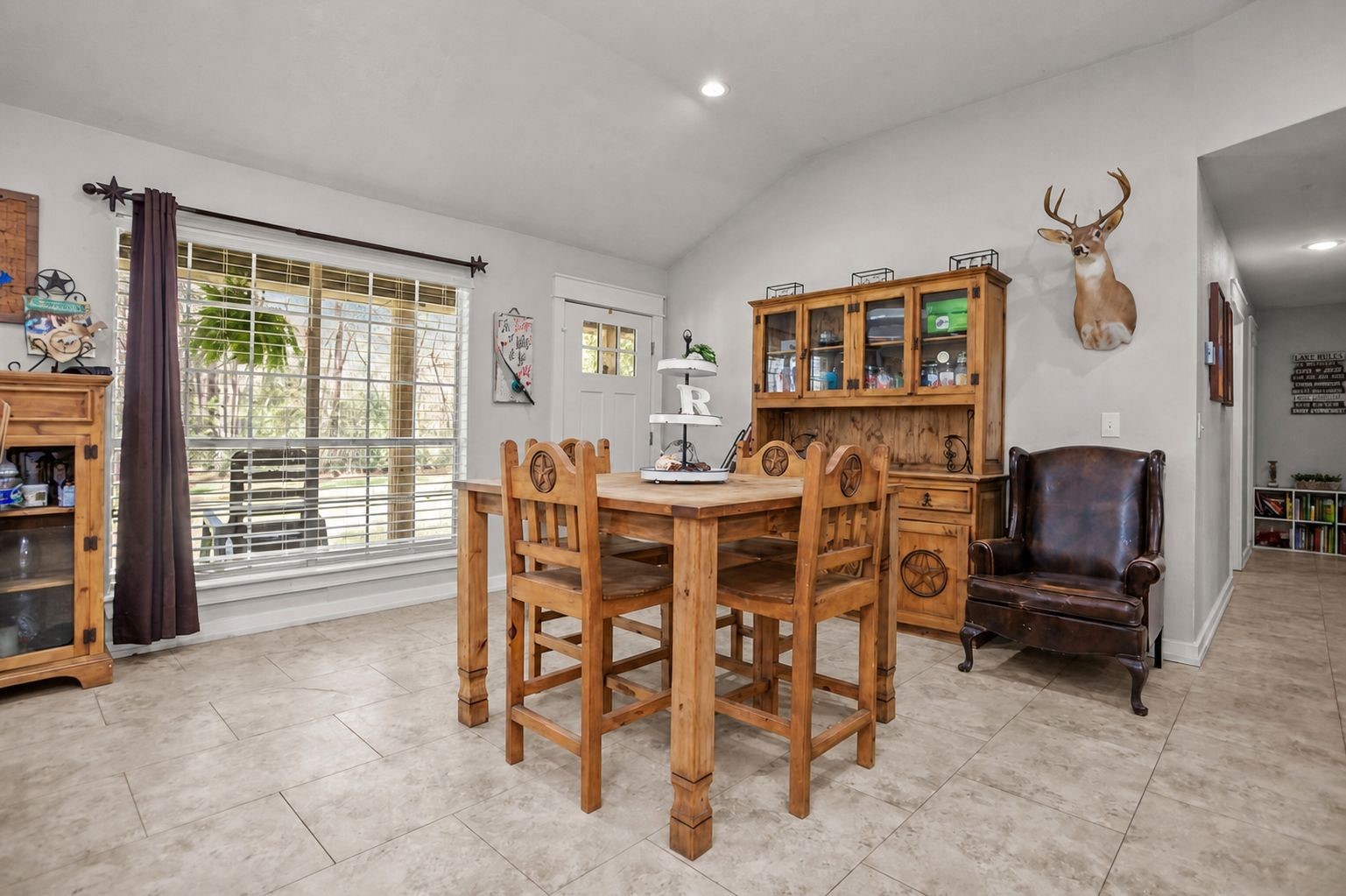 636 Campoli Road Etoile, TX 75944 - Photo 6 of 29 Gallery Image 6