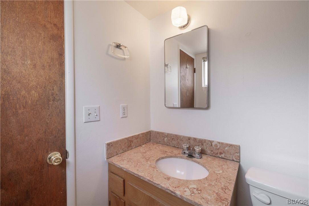433 Riverside Avenue Sugarloaf, CA 92386 - Photo 19 of 29