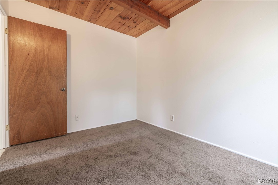433 Riverside Avenue Sugarloaf, CA 92386 - Photo 22 of 29