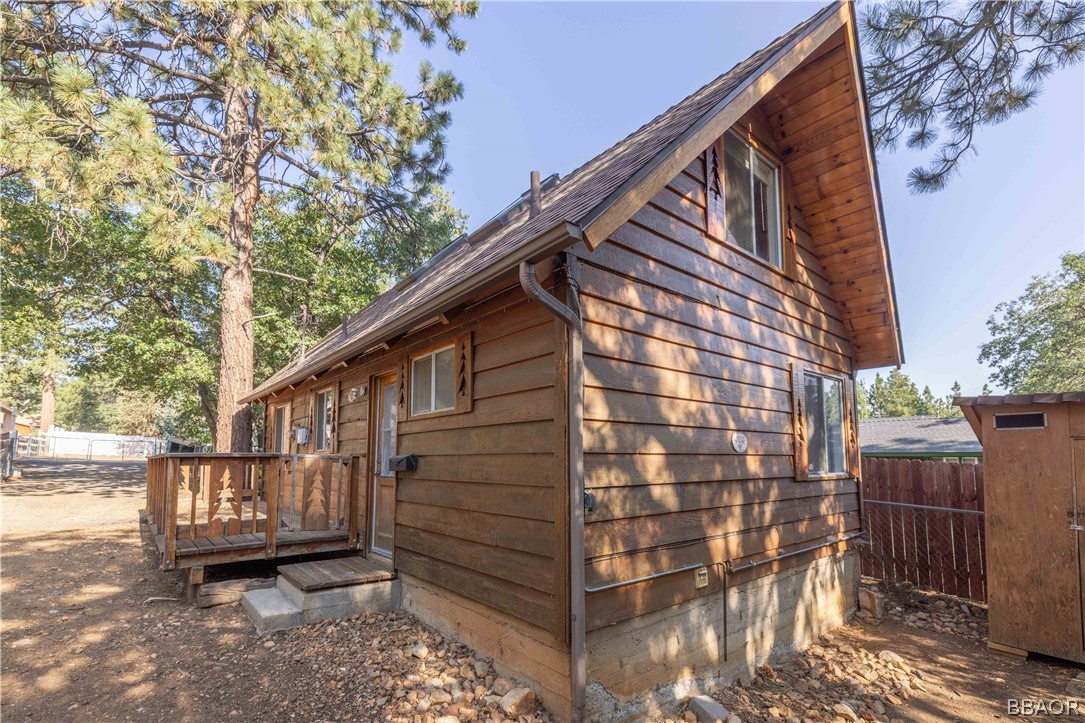 433 Riverside Avenue Sugarloaf, CA 92386 - Photo 23 of 29