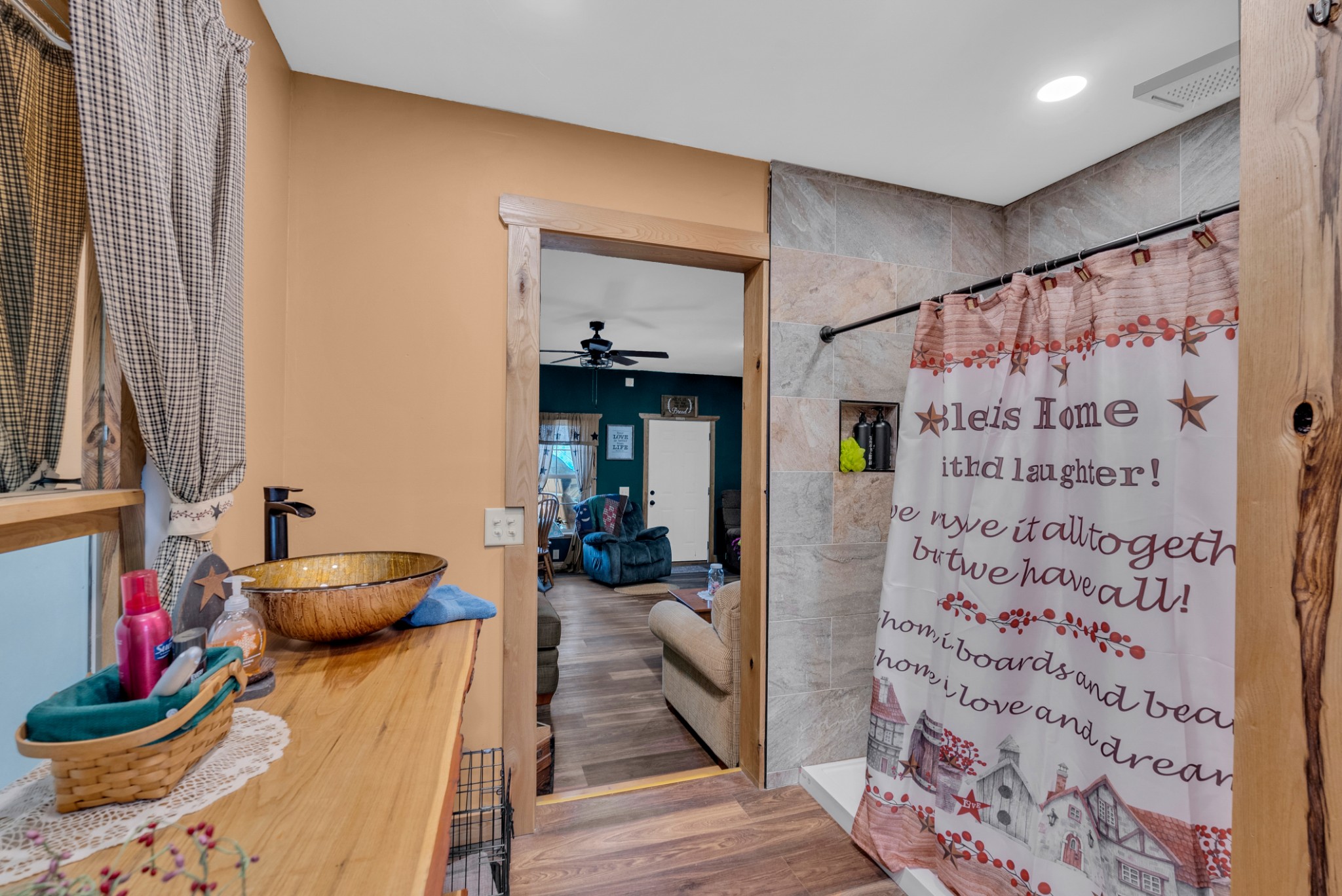 139 Bilbrey Road Livingston, TN 38570 - Photo 15 of 35 a living room with furniture and a rug
