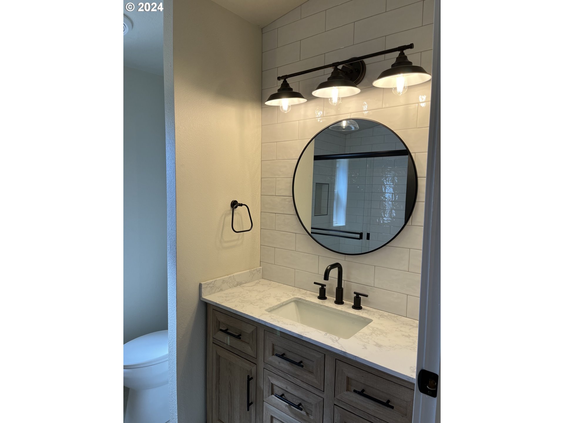 340 Northeast Crest Street, Unit 18 Sublimity, OR 97385 - Photo 13 of 23