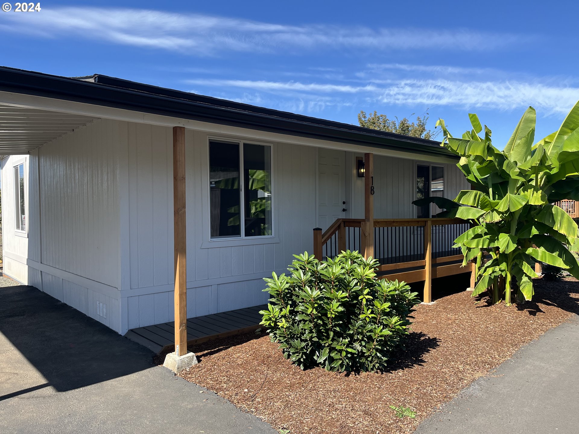 340 Northeast Crest Street, Unit 18 Sublimity, OR 97385 - Photo 2 of 23