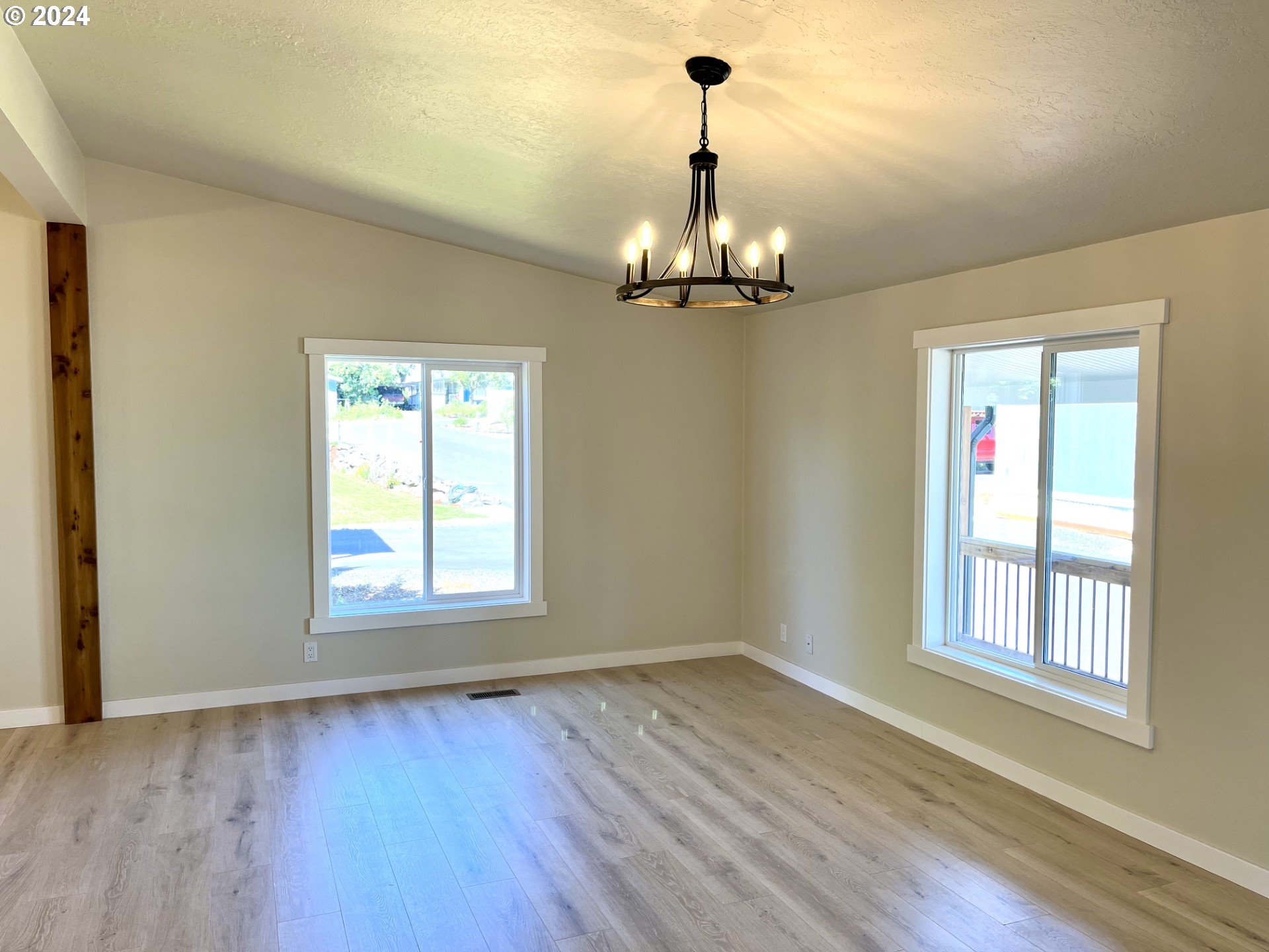 340 Northeast Crest Street, Unit 18 Sublimity, OR 97385 - Photo 8 of 23