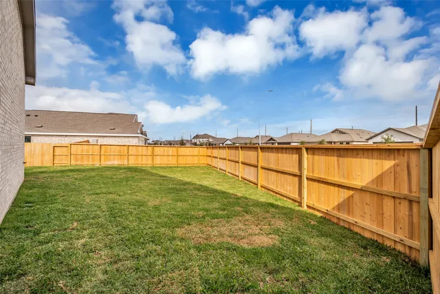 $2,300 | 26710 Scarlet Willow Drive, Katy, TX 77493